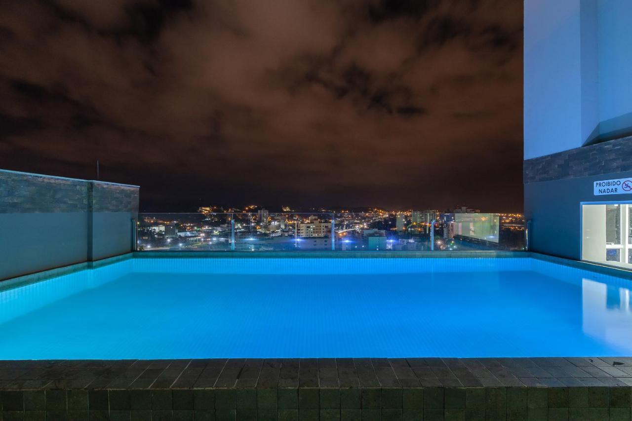 Tri Hotel Executive Brusque Bagian luar foto