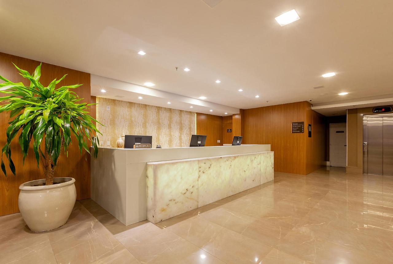 Tri Hotel Executive Brusque Bagian luar foto