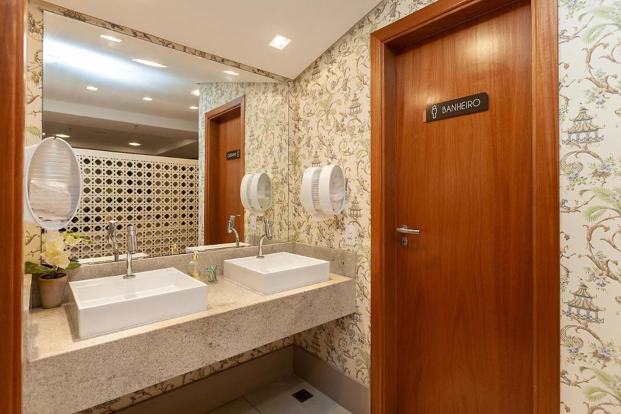 Tri Hotel Executive Brusque Bagian luar foto