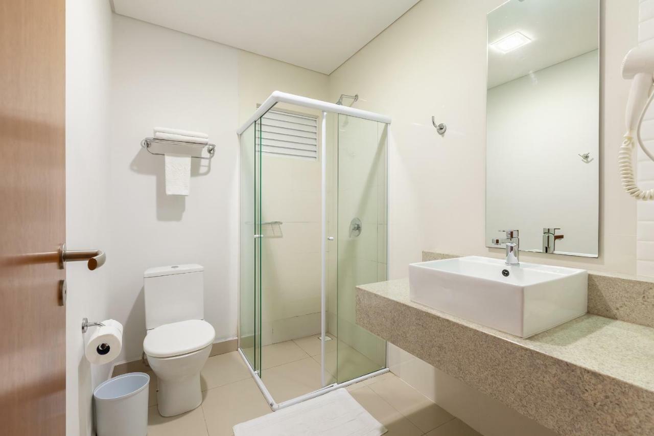 Tri Hotel Executive Brusque Bagian luar foto